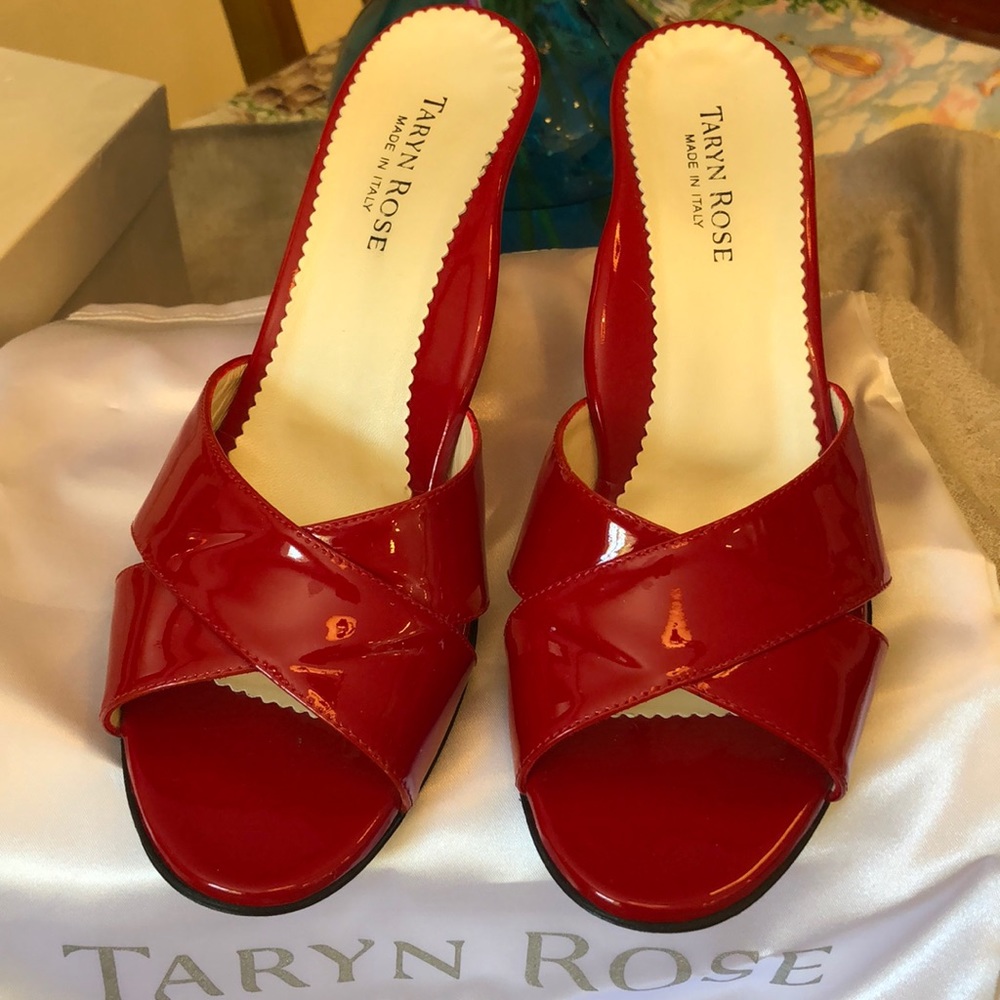 Taryn Rose Diol patent red sz 39:5 (9.5 US)